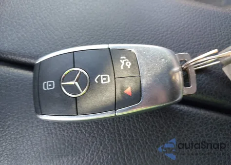 2020 Mercedes-Benz A 220 z USA, uszkodzony, nr VIN W1K3G4EB0LW044758